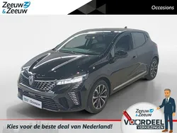 Zwart Gebruikt 2024 Renault Clio V Techno Hatchback | € 19.895 (Eerlijke prijs)