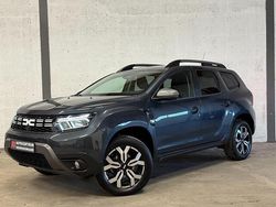 Grijs (metallic) Gebruikt 2023 Dacia Duster Extreme SUV | € 22.950 (Eerlijke prijs)