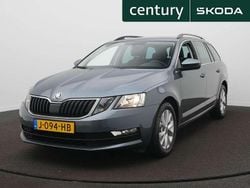 Grijs, metallic lak Gebruikt 2020 Skoda Octavia Business Line Stationwagen | € 17.900 (Eerlijke prijs)