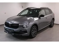 Grijs, metallic lak Gebruikt 2024 Skoda Kamiq Style SUV | € 26.449 (Eerlijke prijs)