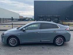 Grijs Gebruikt 2020 Hyundai Ioniq Premium Hatchback | € 13.290 (Super prijs)
