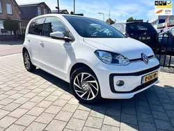 Wit Gebruikt 2017 VW up! Sound Hatchback | € 9.499 (Eerlijke prijs)