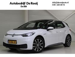 Wit Gebruikt 2020 VW ID.3 Life Hatchback | € 17.950 (Eerlijke prijs)