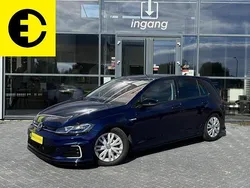 Blauw Gebruikt 2019 VW e-Golf Hatchback | € 14.950 (Eerlijke prijs)