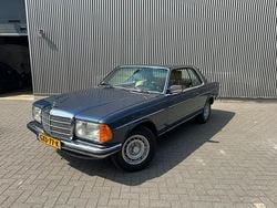 Blauw Gebruikt 1981 Mercedes 280 | € 23.950