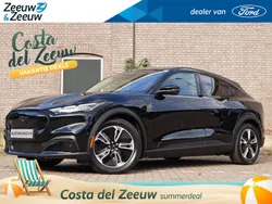 Shadow black Nieuw 2024 Ford Mustang Mach-E SUV | € 49.170 (Eerlijke prijs)