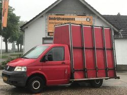Rood Gebruikt 2007 VW T5 Van | € 4.400