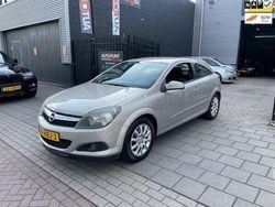 Grijs Gebruikt 2008 Opel Astra GTC Sport Hatchback | € 2.999 (Super prijs)