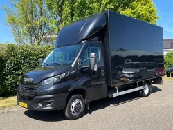 Zwart Gebruikt 2022 Iveco Daily Van | € 45.950