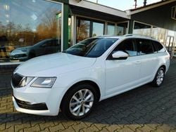 Wit Gebruikt 2020 Skoda Octavia Stationwagen | € 18.450 (Goede deal)