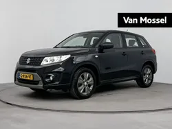 Zwart Gebruikt 2017 Suzuki Vitara Comfort SUV | € 16.240 (Eerlijke prijs)