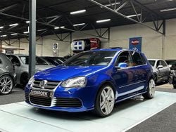 Blauw, metallic lak Gebruikt 2006 VW Golf V R Hatchback | € 29.999
