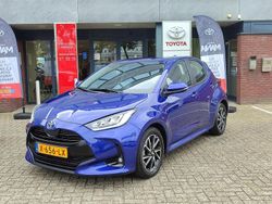 Blauw Gebruikt 2024 Toyota Yaris Hatchback | € 21.499 (Eerlijke prijs)