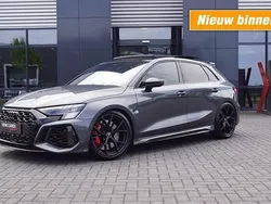 Grijs Gebruikt 2022 Audi RS3 Sportback Design Hatchback | € 71.950 (Eerlijke prijs)