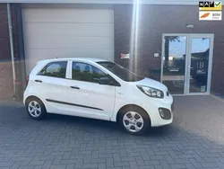 Wit Gebruikt 2011 Kia Picanto Hatchback | € 4.499 (Eerlijke prijs)
