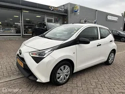 Wit Gebruikt 2021 Toyota Aygo Hatchback | € 9.999 (Goede deal)