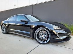 Zwart Gebruikt 2022 Porsche Taycan Sedan | € 89.890