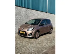 Roze Gebruikt 2011 Renault Twingo Hatchback | € 3.250 (Eerlijke prijs)