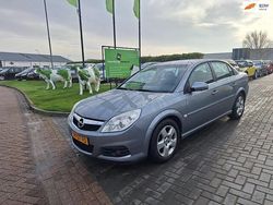 Grijs Gebruikt 2006 Opel Vectra Business Sedan | € 2.499 (Eerlijke prijs)