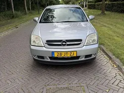 Grijs Gebruikt 2002 Opel Vectra Comfort Sedan | € 999 (Super prijs)