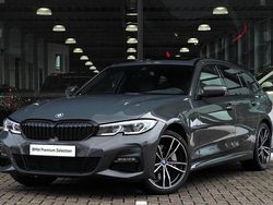 Grijs Gebruikt 2021 BMW 330 Comfort Edition Stationwagen | € 37.950