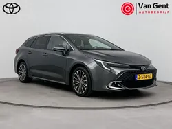 Grijs Gebruikt 2024 Toyota Corolla Stationwagen | € 31.999 (Duur)