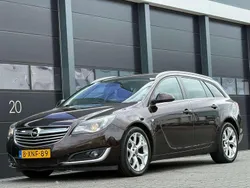 Bruin Gebruikt 2014 Opel Insignia Stationwagen | € 3.950 (Iets duurder)
