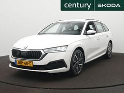 Wit Gebruikt 2022 Skoda Octavia Business Line Stationwagen | € 21.345 (Goede deal)