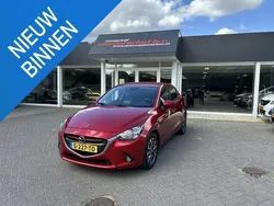 Rood Gebruikt 2017 Mazda 2 Hatchback | € 11.450 (Eerlijke prijs)