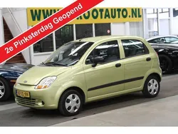 Geel, metallic lak Gebruikt 2008 Chevrolet Matiz Hatchback | € 1.944 (Eerlijke prijs)