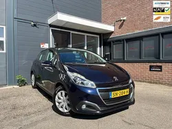 Blauw Gebruikt 2018 Peugeot 208 Hatchback | € 6.350 (Eerlijke prijs)