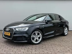Zwart, metallic lak Gebruikt 2018 Audi A3 S-Line Sedan | € 22.750 (Eerlijke prijs)