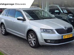 Grijs Gebruikt 2017 Skoda Octavia Business Line Stationwagen | € 12.450 (Super prijs)
