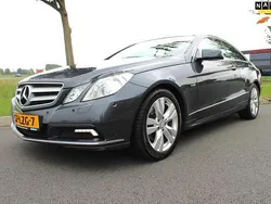 Grijs, metallic lak Gebruikt 2010 Mercedes E250 Avantgarde Coupé | € 9.675 (Goede deal)