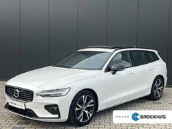 Wit Gebruikt 2020 Volvo V60 R-Design Stationwagen | € 33.940 (Iets duurder)