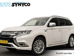 Wit Gebruikt 2019 Mitsubishi Outlander P-HEV Edition SUV | € 21.650 (Eerlijke prijs)