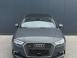 Grijs Gebruikt 2017 Audi A3 Hatchback | € 19.995 (Eerlijke prijs)