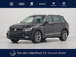 Zwart Gebruikt 2019 VW Tiguan R-line SUV | € 24.940 (Eerlijke prijs)
