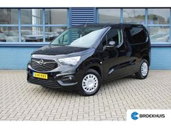 Zwart Gebruikt 2024 Opel Combo-e Life Van | € 21.122