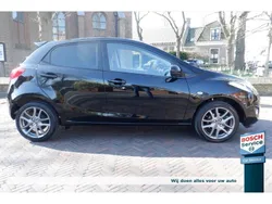 Zwart Gebruikt 2012 Mazda 2 Hatchback | € 7.450 (Iets duurder)