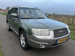 Groen (metallic) Gebruikt 2007 Subaru Forester Comfort SUV | € 7.950 (Iets duurder)
