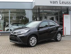 Gebruikt 2023 Toyota Aygo Play Hatchback | € 16.499 (Goede deal)