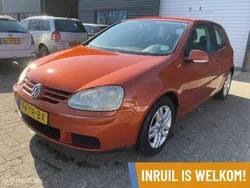 Oranje Gebruikt 2007 VW Golf V Comfortline Hatchback | € 650 (Super prijs)