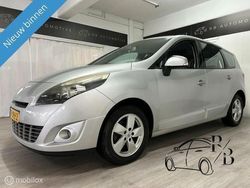 Grijs Gebruikt 2009 Renault Grand Scénic III Dynamique MPV | € 3.199 (Duur)