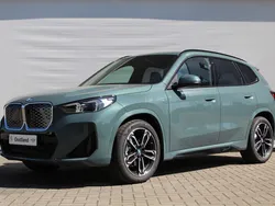 Groen, metallic lak Nieuw 2025 BMW iX1 M Sport SUV | € 62.751 (Eerlijke prijs)