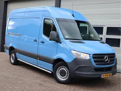 Blauw Gebruikt 2018 Mercedes Sprinter Van | € 16.900 (Goede deal)