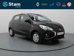 Zwart, metallic lak Gebruikt 2023 Mitsubishi Space Star Hatchback | € 15.490 (Eerlijke prijs)