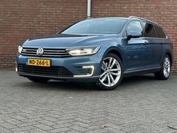 Blauw Gebruikt 2016 VW Passat GTE Stationwagen | € 10.750 (Goede deal)