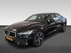 Zwart Gebruikt 2019 Volvo S60 R-Design Sedan | € 27.445 (Super prijs)