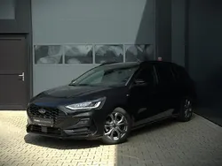 Zwart Gebruikt 2024 Ford Focus ST-Line X Stationwagen | € 23.900 (Goede deal)